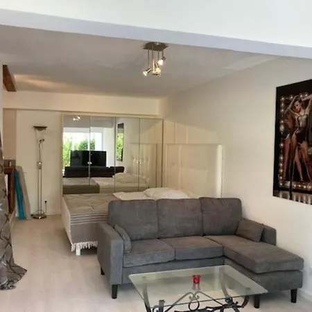 181, Port Nature, Au Village Naturiste * Agde